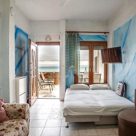 Rafaella Sea View Apartments 1 Пефкохори Екстериор снимка