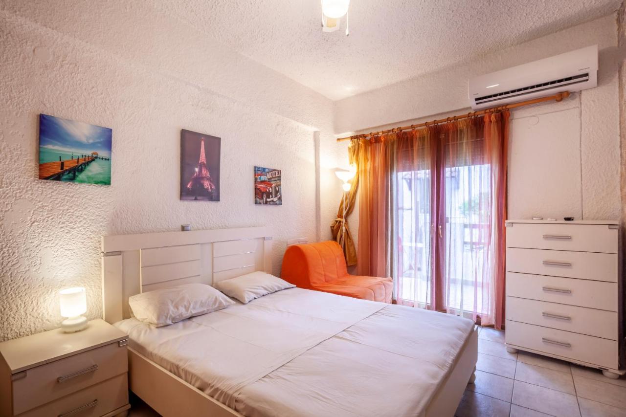 Rafaella Sea View Apartments 1 Пефкохори Екстериор снимка